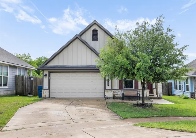 Homes for sale in Navasota, TX | 128 Dove Ct, Navasota, TX 77868 | MLS# 71708848