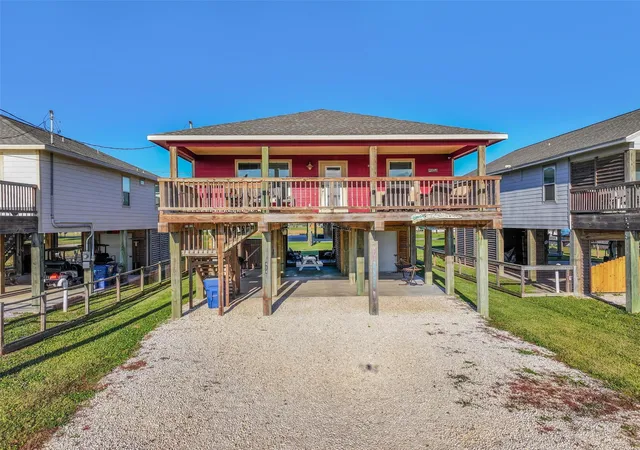 Homes for sale in Surfside Beach, TX | 414 Thunder Rd, Surfside Beach, TX 77541 | MLS# 84549003