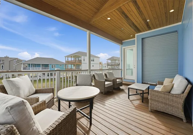 Photo 3 of Single family home for sale at 4118 Defender Ln, Galveston, TX 77554 | MLS# 34393951 | Listing updated on 2026-05-31