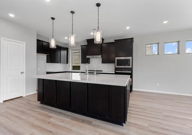 Photo 4 of Sale Pending at 32134 Pond Pine Ct, Spring, TX 77385 | MLS# 10311922 | Listing updated on 2026-09-17
