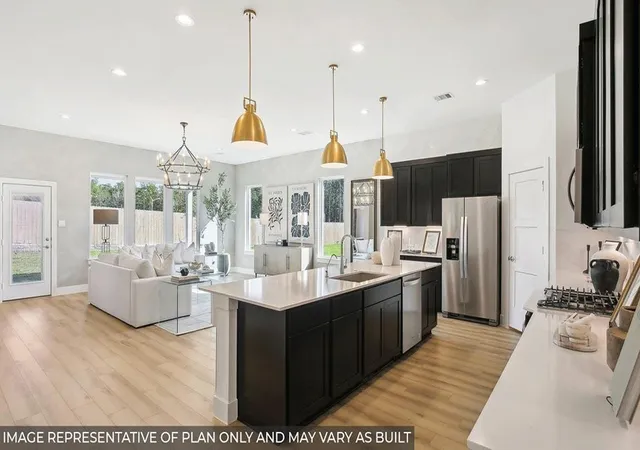 Photo 4 of Single family home for sale at 1124 Skyline Trails Ave, Conroe, TX 77303 | MLS# 69075286 | Listing updated on 2026-08-29