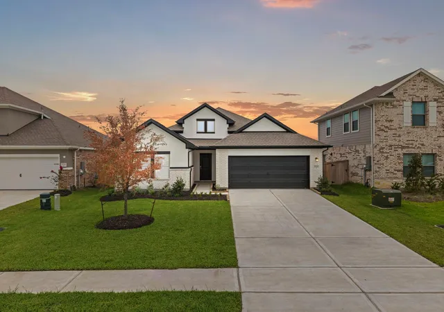 1st image of 1930 Stargazer Ln, Angleton, TX 77515 | MLS# 82056998