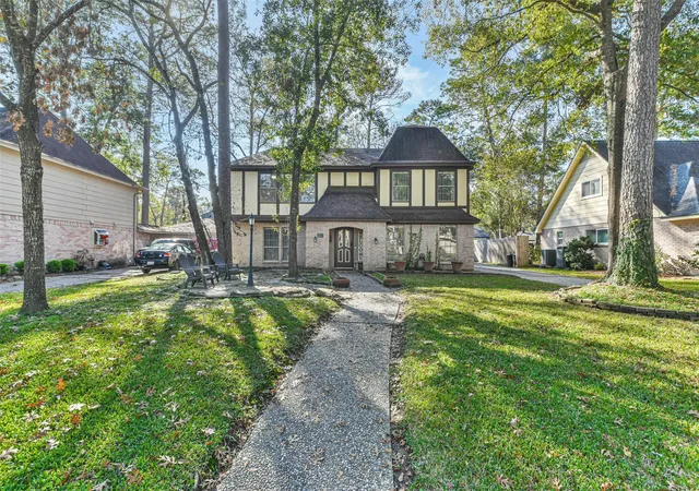 Photo 2 of Single family home for sale at 2022 Riverlawn Dr, Kingwood, TX 77339 | MLS# 55831008 | Listing updated on 2026-09-07