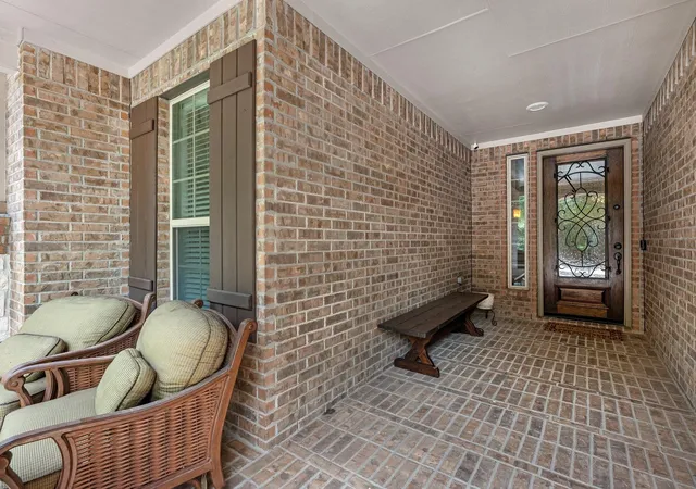 3rd image of 14 Larchfield Ct, Tomball, TX 77375 | MLS# 11724911