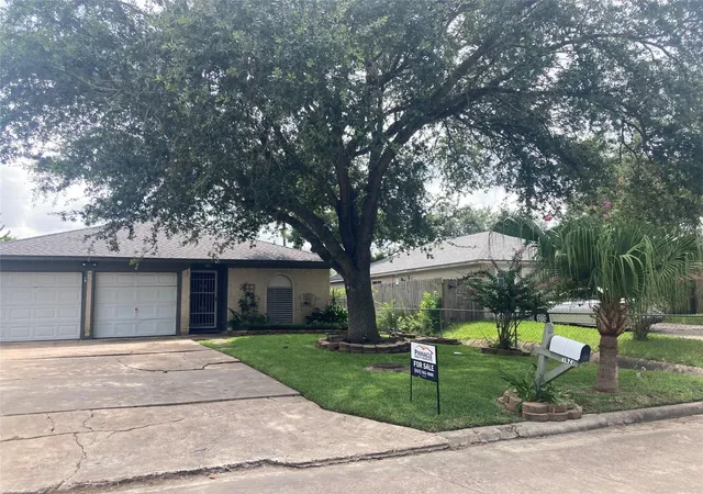 Photo 1 of Single family home for sale at 1623 Canary Cir, League City, TX 77573 | MLS# 83621310 | Listing updated on 2026-09-04
