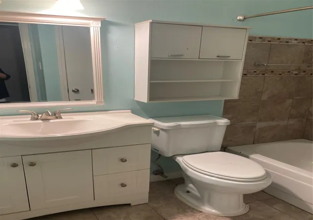 Photo 3 of Single family home for sale at 1623 Canary Cir, League City, TX 77573 | MLS# 83621310 | Listing updated on 2026-09-04