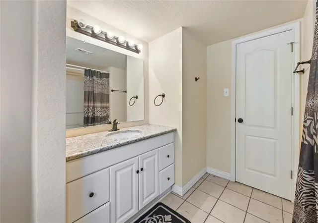 Photo 3 of Single family home for sale at 25102 Burrard St, Spring, TX 77373 | MLS# 97474640 | Listing updated on 2026-10-05