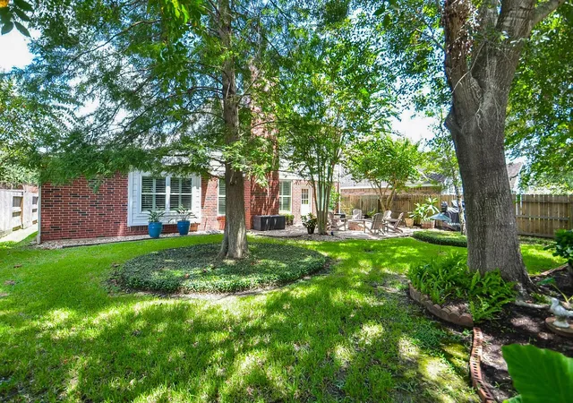 32nd image of 1843 American Elm Ct Ct, Sugar Land, TX 77479 | MLS# 59774231