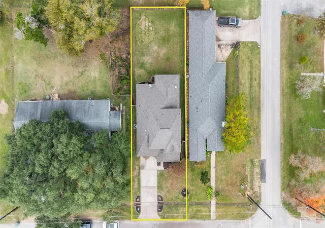 34th image of 702 Clayton St, Tomball, TX 77375 | MLS# 27362953