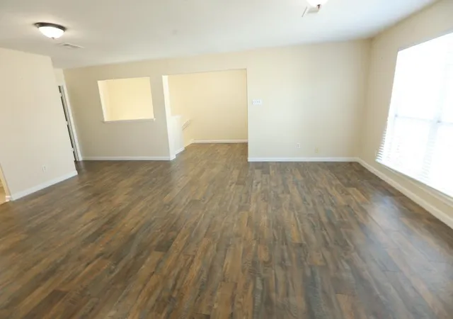 5th image of 175 Binnacle Ct #B, Willis, TX 77318 | MLS# 97528319