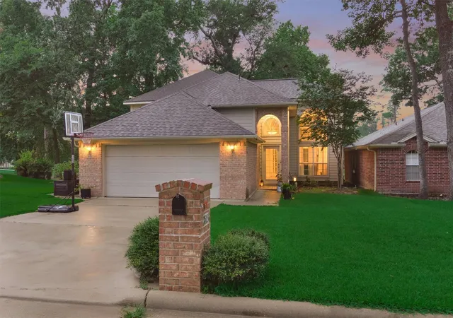 Photo 1 of Single family home for sale at 3503 Country Clb Blvd, Montgomery, TX 77356 | MLS# 93365658 | Listing updated on 2026-10-07