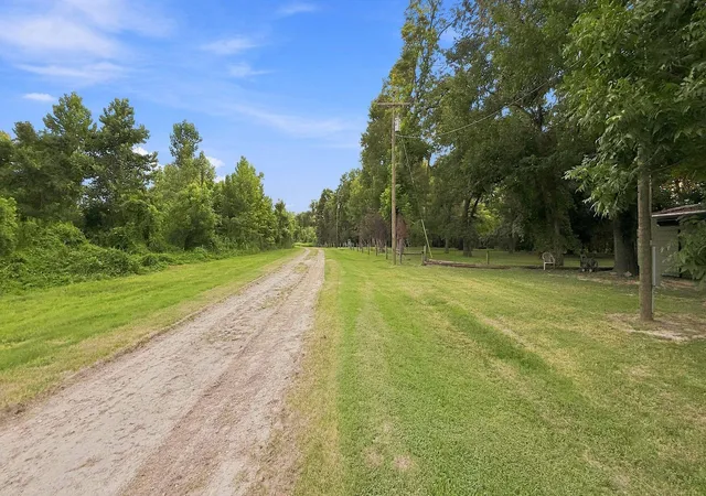 Photo 2 of Land for sale at 435 River Rd S, Livingston, TX 77351 | MLS# 19767175 | Listing updated on 2026-08-03