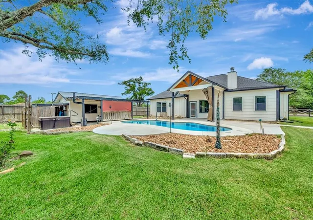 Homes for sale in Santa Fe, TX | 7214 Avenue L, Santa Fe, TX 77510 | MLS# 23102184