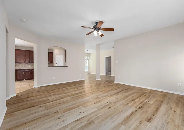 Photo 3 of Sale Pending at 6810 Oaken Gate Way, Humble, TX 77338 | MLS# 71107014 | Listing updated on 2026-09-18