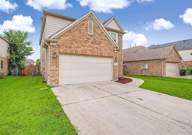 Photo 3 of Single family home for sale at 5006 Forest Hurst Glen, Spring, TX 77373 | MLS# 38812731 | Listing updated on 2026-08-29