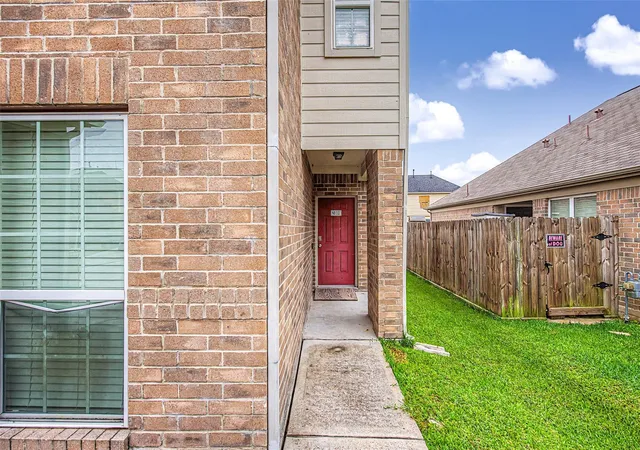 Photo 3 of Single family home for sale at 5006 Forest Hurst Glen, Spring, TX 77373 | MLS# 38812731 | Listing updated on 2026-08-29
