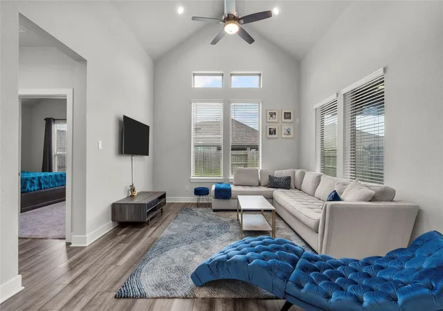 Photo 3 of Sale Pending at 13224 Diamond Reef Ln, La Marque, TX 77568 | MLS# 78246699 | Listing updated on 2026-09-18