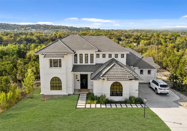 2nd image of 202 Lodestone Cvs, Austin, TX 78738 | MLS# 54297718