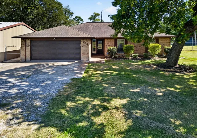 1st image of 727 Cindy Ln, Cove, TX 77523 | MLS# 23120814