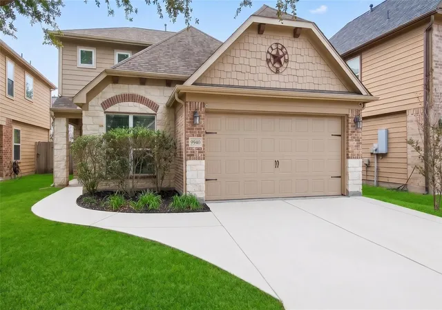 Homes for sale in Conroe, TX | 9940 Swallow Dr, Conroe, TX 77385 | MLS# 46803561