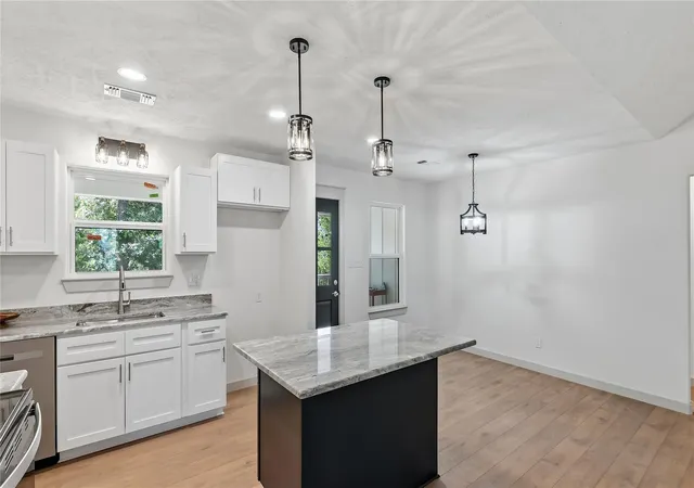 Photo 4 of Single family home for sale at 502 Packers Cir, Somerville, TX 77879 | MLS# 82857598 | Listing updated on 2026-09-05