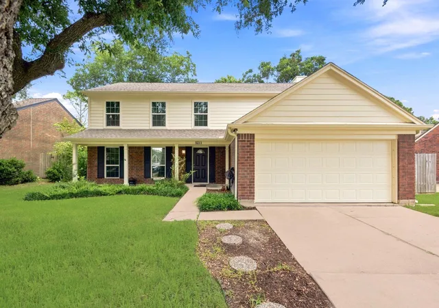 1st image of 5211 Spring Circle Dr, Pearland, TX 77584 | MLS# 63324518