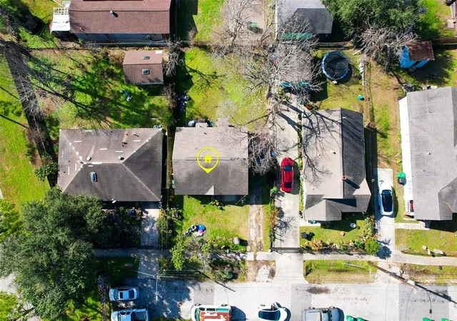 1st image of 3805 Weems St St, Houston, TX 77009 | MLS# 80052430