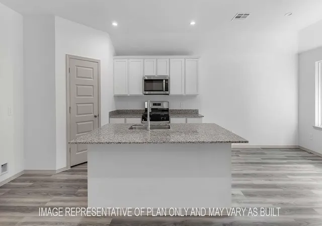 3rd image of 5650 Drake Dr, Orange, TX 77632 | MLS# 33396310