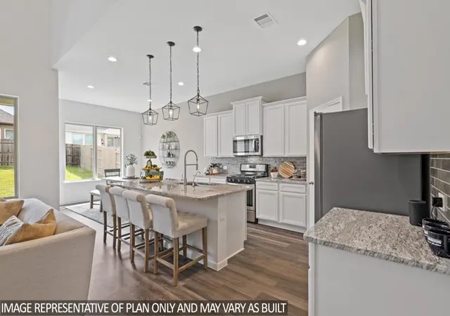 Photo 3 of Single family home for sale at 437 Summerset Landing Ct, Conroe, TX 77304 | MLS# 53593517 | Listing updated on 2026-09-01
