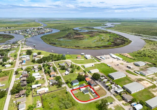 37th image of 4402 Zelsky Rd, Freeport, TX 77541 | MLS# 25208957