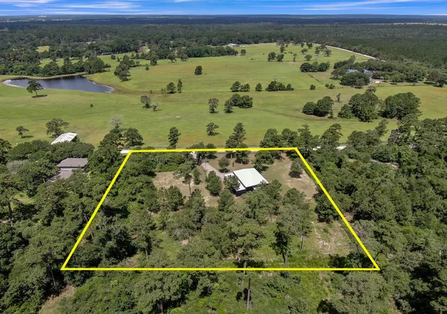 Homes for sale in Richards, TX | 10431 County Road 233, Richards, TX 77873 | MLS# 82228966