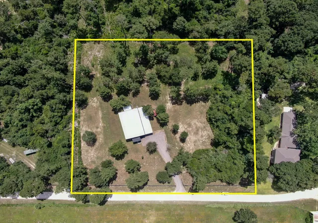 Homes for sale in Richards, TX | 10431 County Road 233, Richards, TX 77873 | MLS# 82228966