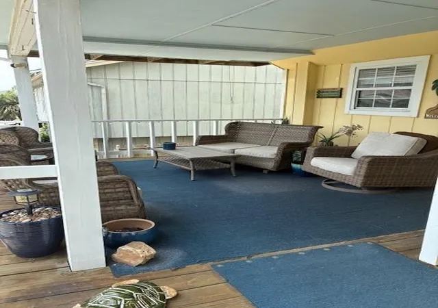 Photo 3 of Single family home for sale at 1 N Pelican St, La Marque, TX 77568 | MLS# 61803037 | Listing updated on 2026-10-08
