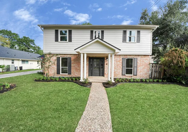 Photo 1 of Sale Pending at 10806 Olympia Dr, Houston, TX 77042 | MLS# 38882618 | Listing updated on 2026-09-20