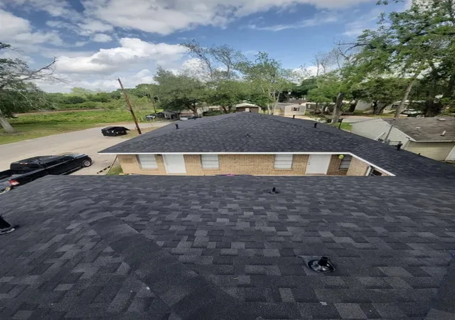 23rd image of 1001 W Lobitt St, Alvin, TX 77511 | MLS# 39540693