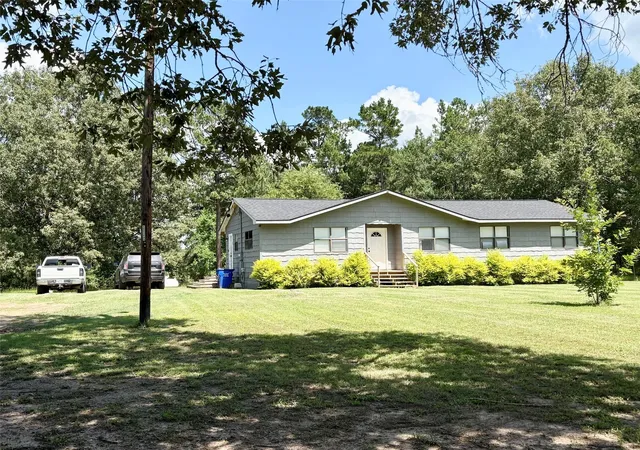 Homes for sale in Crockett, TX | 293 County Road 4145, Crockett, TX 75835 | MLS# 25616873