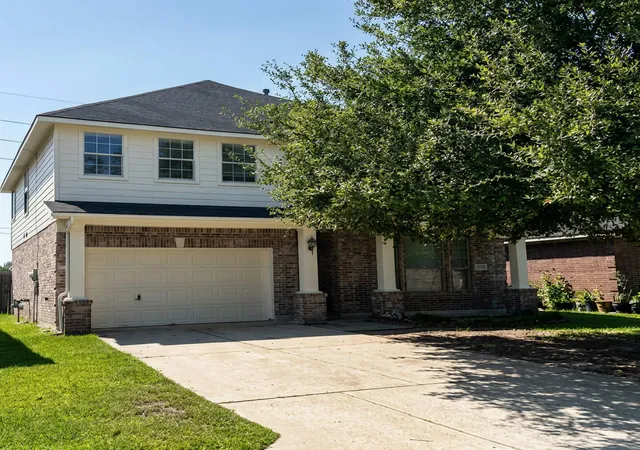 Photo 1 of Single family home for sale at 12231 Auronia Dr, Houston, TX 77067 | MLS# 75431077 | Listing updated on 2026-10-05