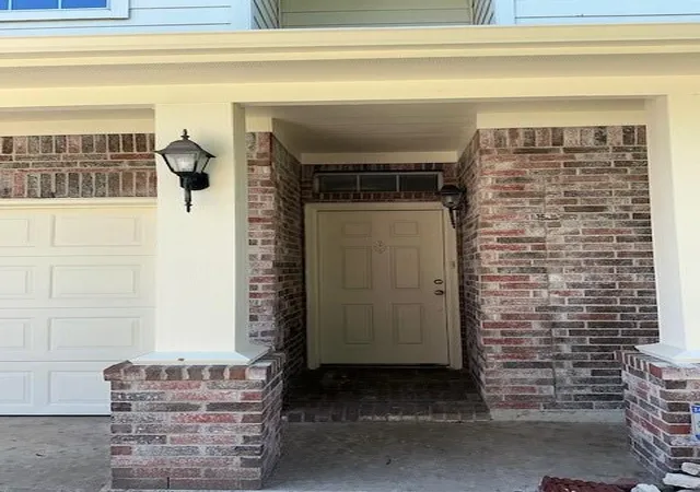 Photo 3 of Single family home for sale at 12231 Auronia Dr, Houston, TX 77067 | MLS# 75431077 | Listing updated on 2026-10-05