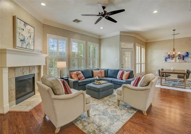 4th image of 13835 Cady Ct, Houston, TX 77077 | MLS# 33230913
