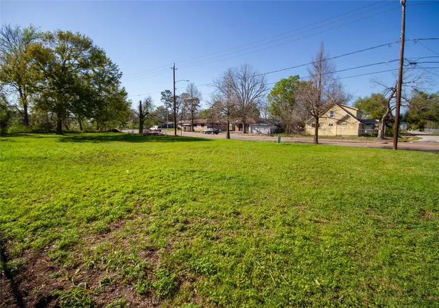 Photo 1 of Land for sale at 4208 Collingsworth St, Houston, TX 77026 | MLS# 68101314 | Listing updated on 2026-08-31