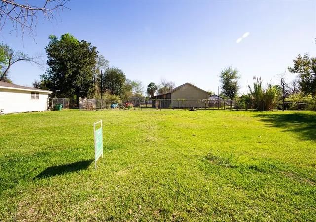 Photo 3 of Land for sale at 4208 Collingsworth St, Houston, TX 77026 | MLS# 68101314 | Listing updated on 2026-08-31
