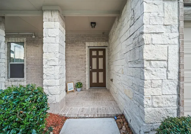2nd image of 4411 Graceland Dr, Deer Park, TX 77536 | MLS# 50231676