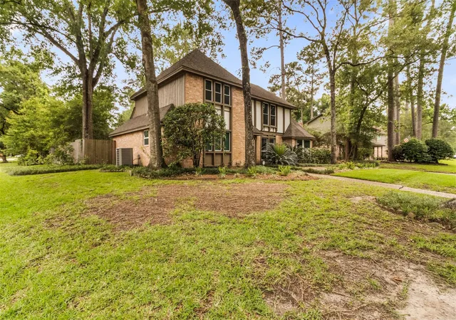 Photo 3 of Single family home for sale at 3238 Redwood Lodge Dr, Kingwood, TX 77339 | MLS# 91209346 | Listing updated on 2026-09-20