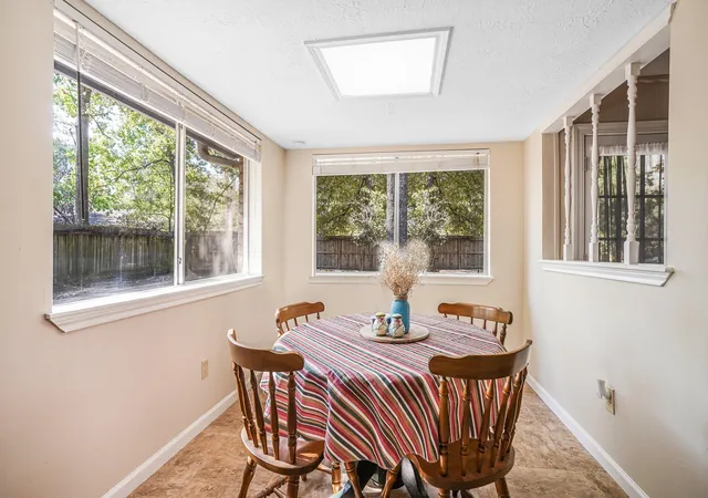Photo 4 of Sale Pending at 1998 Lake Creek Dr, Houston, TX 77339 | MLS# 29306467 | Listing updated on 2026-09-28