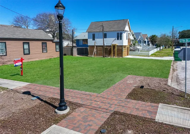 Photo 1 of Land for sale at 1326 27th Street, Galveston, TX 77550 | MLS# 61873991 | Listing updated on 2026-08-01