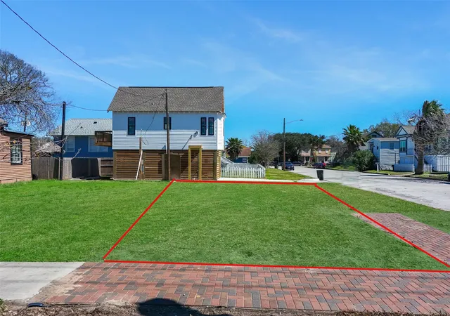 Photo 2 of Land for sale at 1326 27th Street, Galveston, TX 77550 | MLS# 61873991 | Listing updated on 2026-08-01
