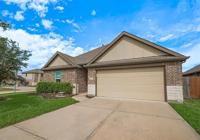 Photo 3 of Single family home for sale at 16342 Rockdale Landing Dr, Hockley, TX 77447 | MLS# 30793821 | Listing updated on 2026-07-26