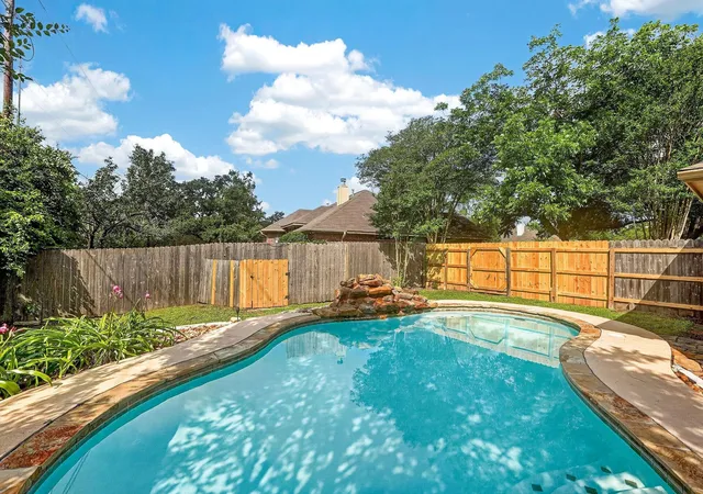 3rd image of 2925 Mirrormere Cir, Bryan, TX 77807 | MLS# 50058557