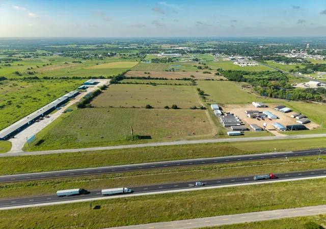 1st image of 801 Huser Blvd, Schulenburg, TX 78956 | MLS# 73761585