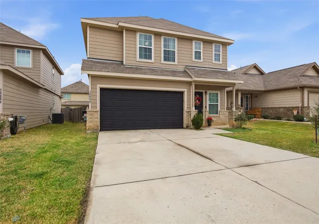 Photo 1 of Single family home for sale at 13620 Collier Park Ln, Willis, TX 77378 | MLS# 42065144 | Listing updated on 2026-08-19